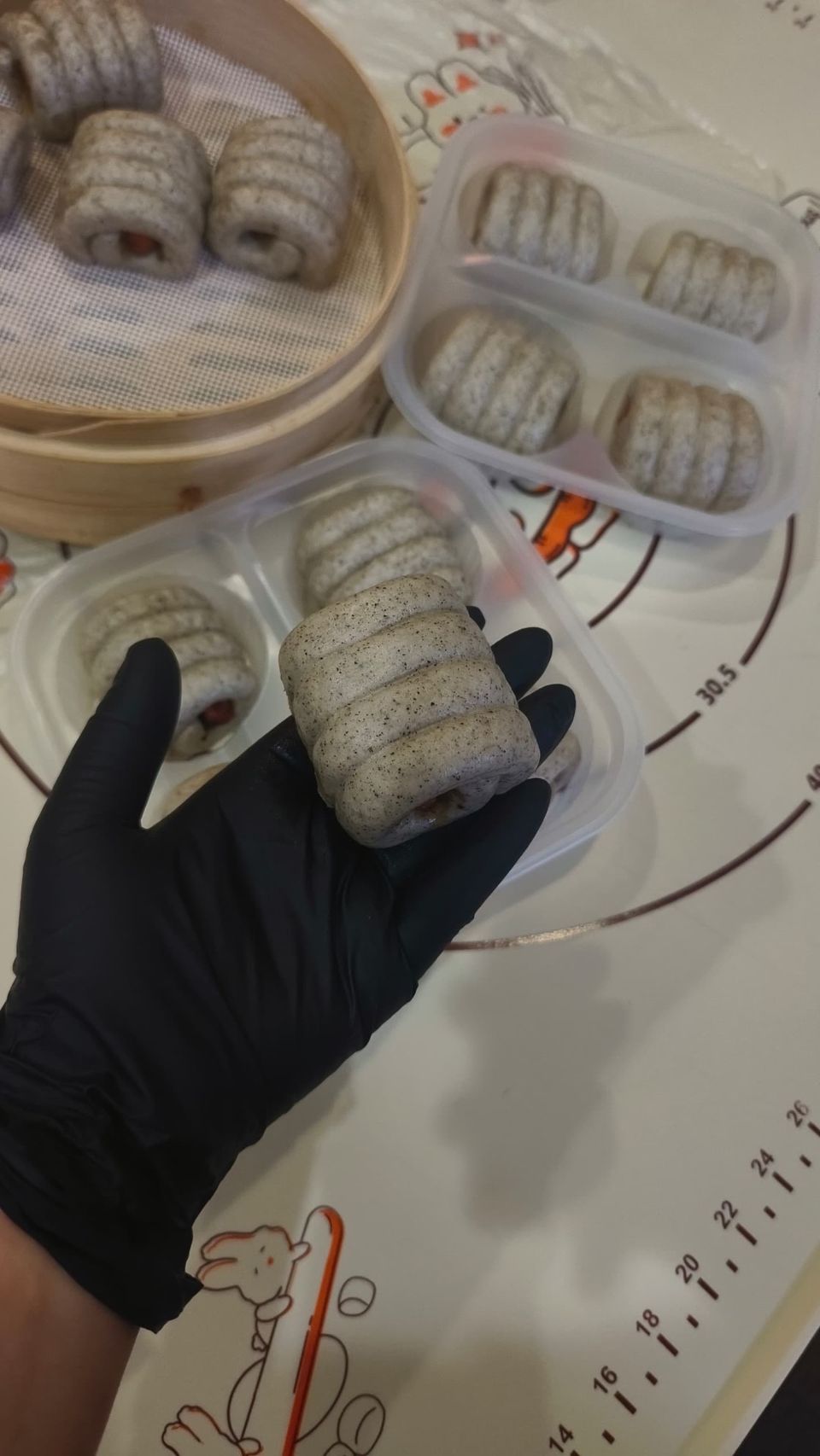 黑芝麻香肠卷sesame sausage roll 6