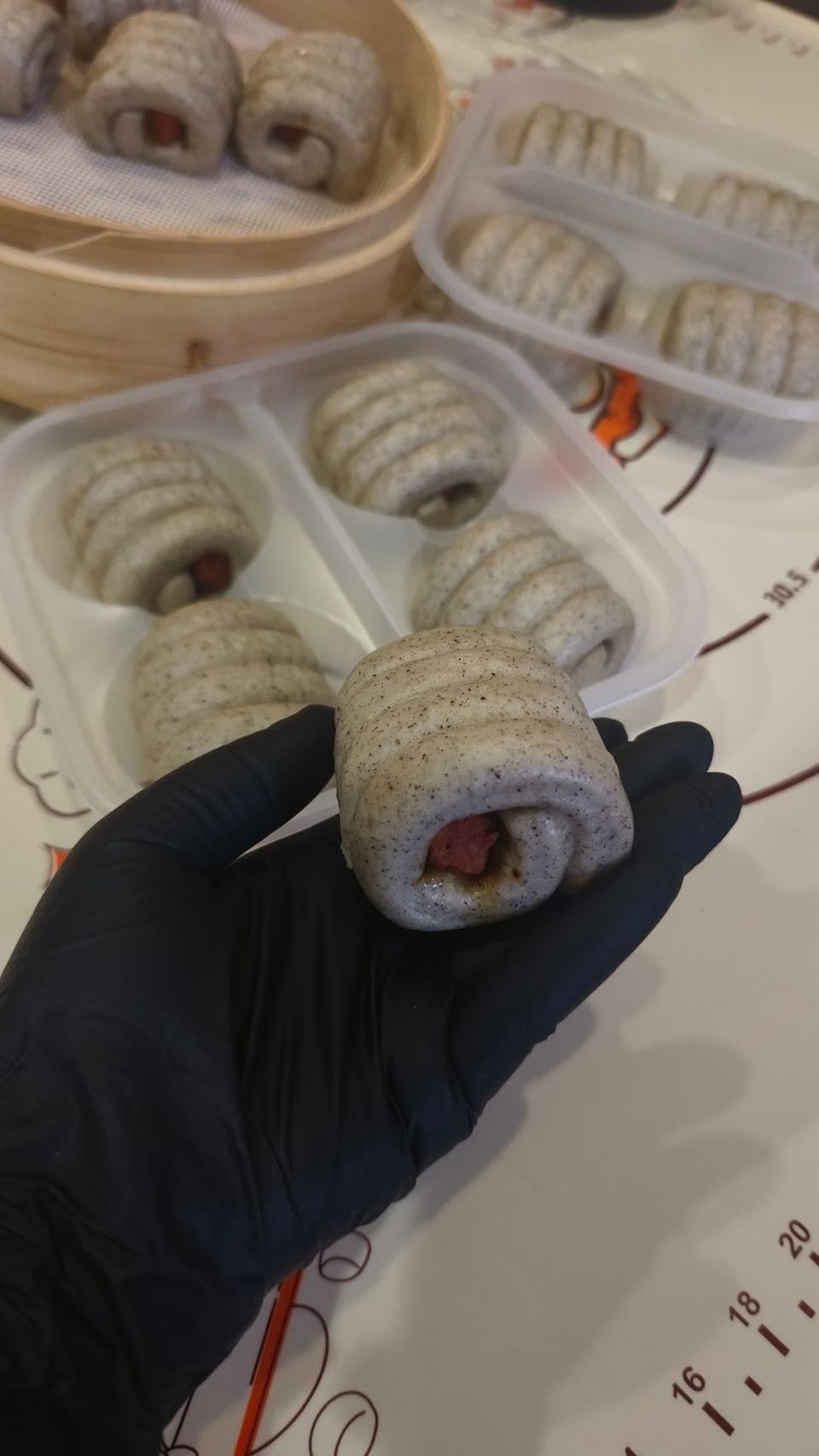 黑芝麻香肠卷sesame sausage roll 5